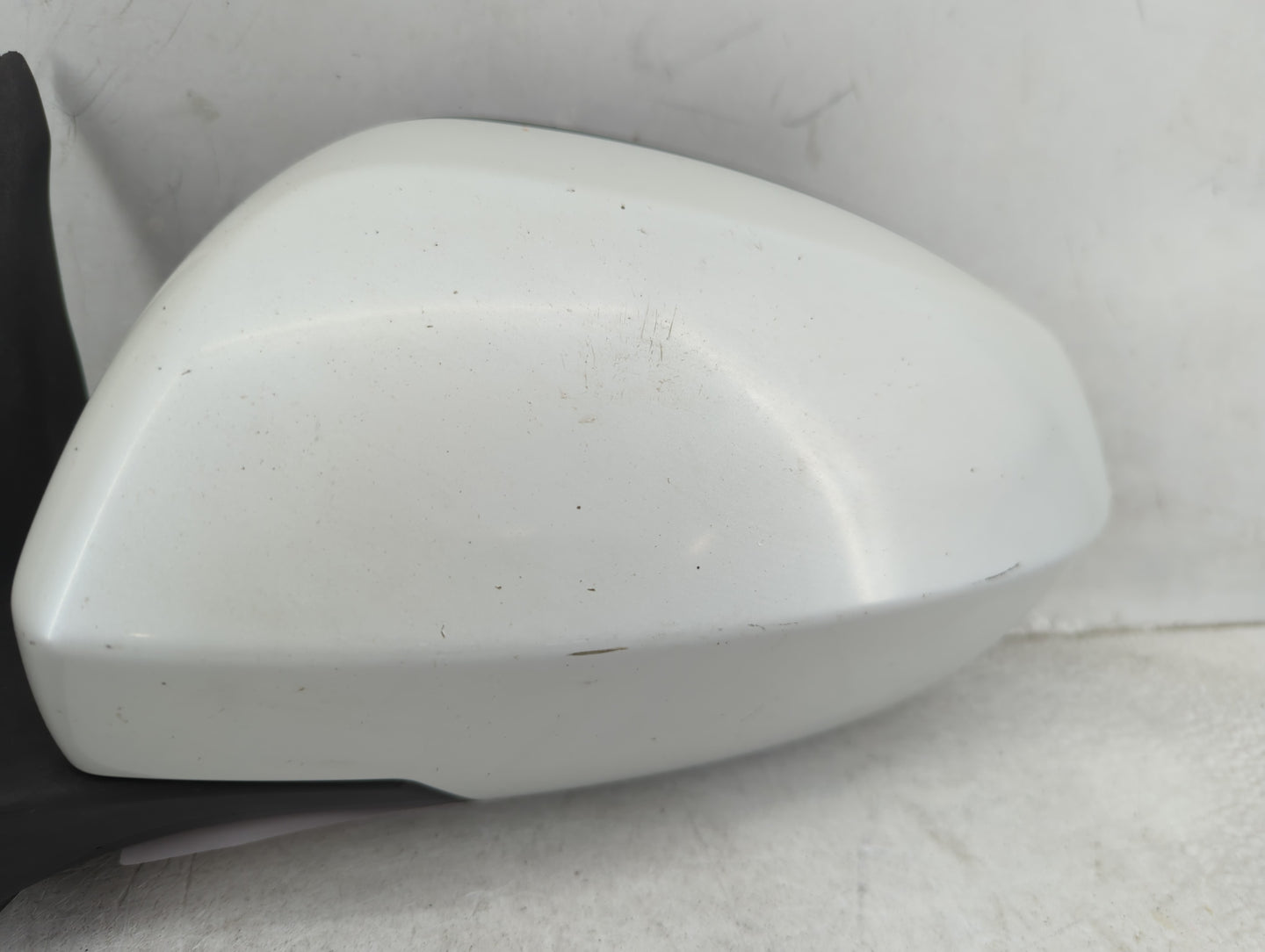 2010-2013 Suzuki Kizashi Driver Side View Mirror - Left Door Mirror OEM Used - Oemusedautoparts1.com