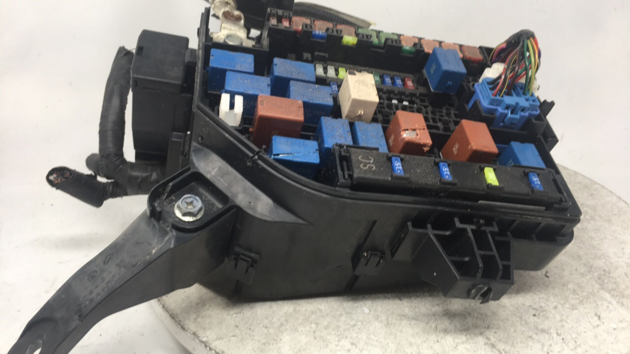 2010-2013 Suzuki Kizashi Fusebox Fuse Box Panel Relay Module Fits Fits 2010 2011 2012 2013 OEM Used Auto Parts - Oemusedauto