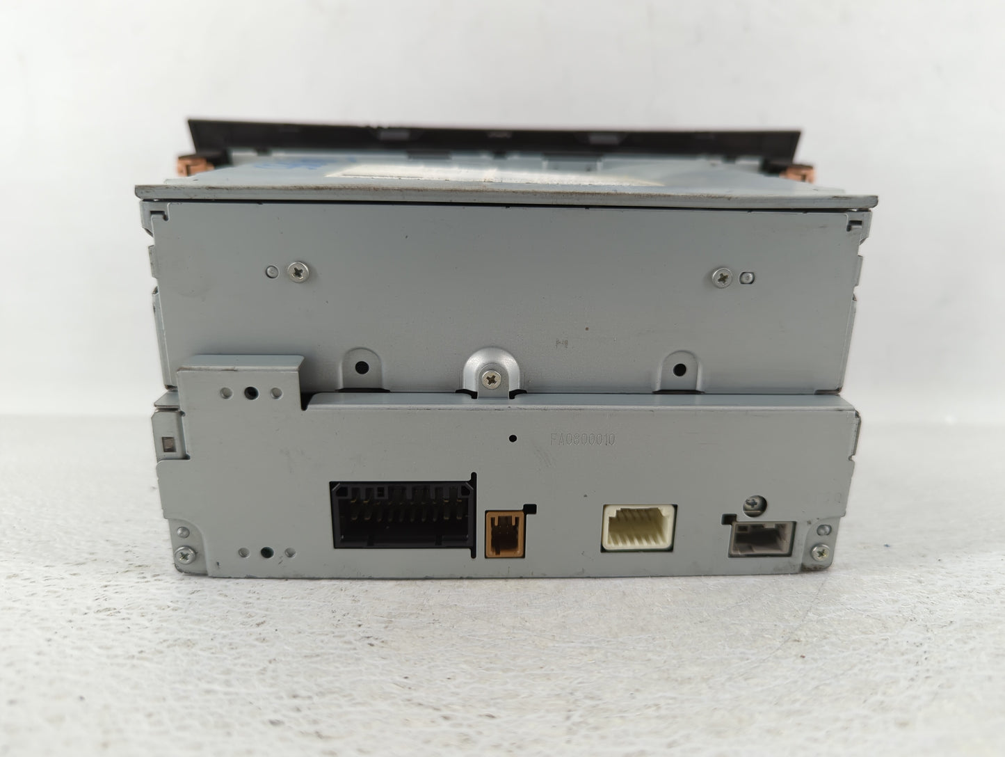 2010-2013 Suzuki Kizashi Am Fm Cd Player Radio Receiver - Oemusedautoparts1.com