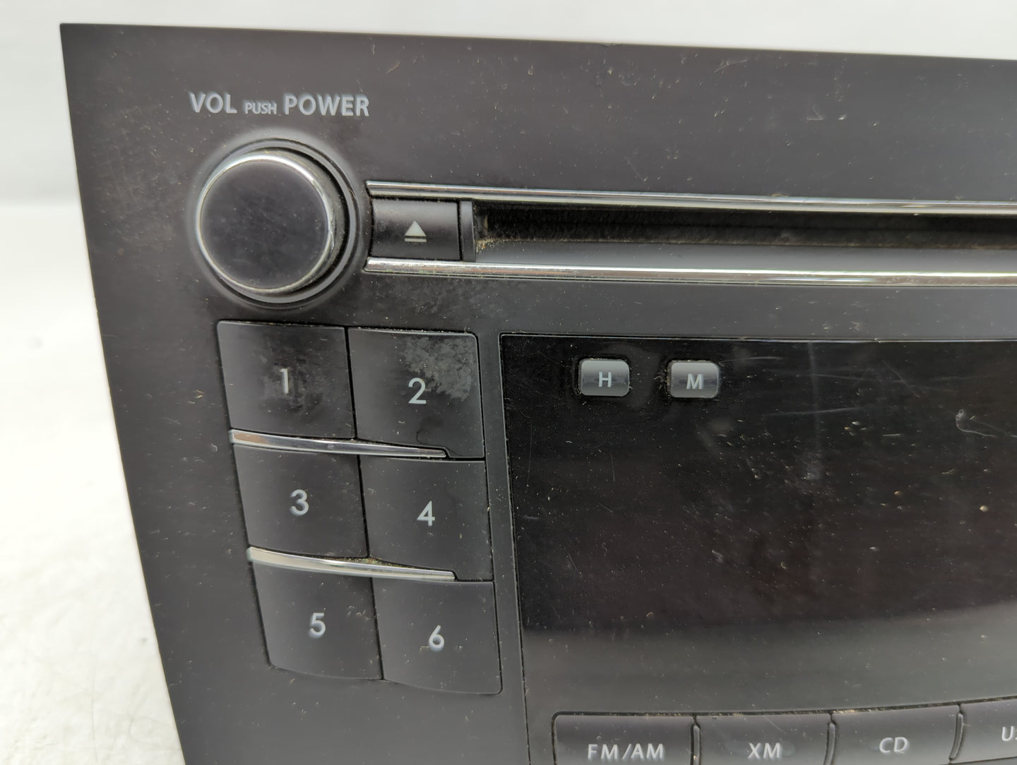 2010-2013 Suzuki Kizashi Am Fm Cd Player Radio Receiver - Oemusedautoparts1.com