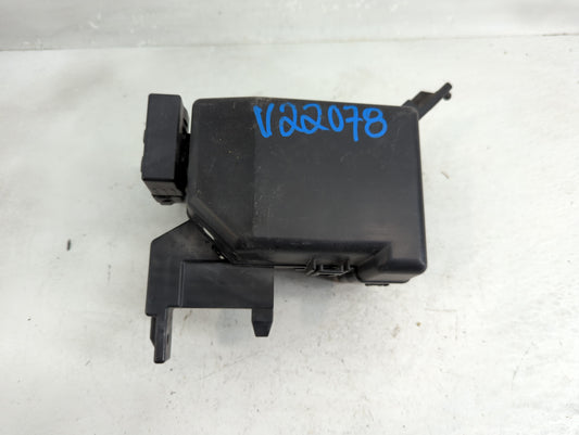 2008-2012 Suzuki Sx4 Fusebox Fuse Box Panel Relay Module P/N:80J00 Fits Fits 2008 2009 2010 2011 2012 OEM Used Auto Parts - 