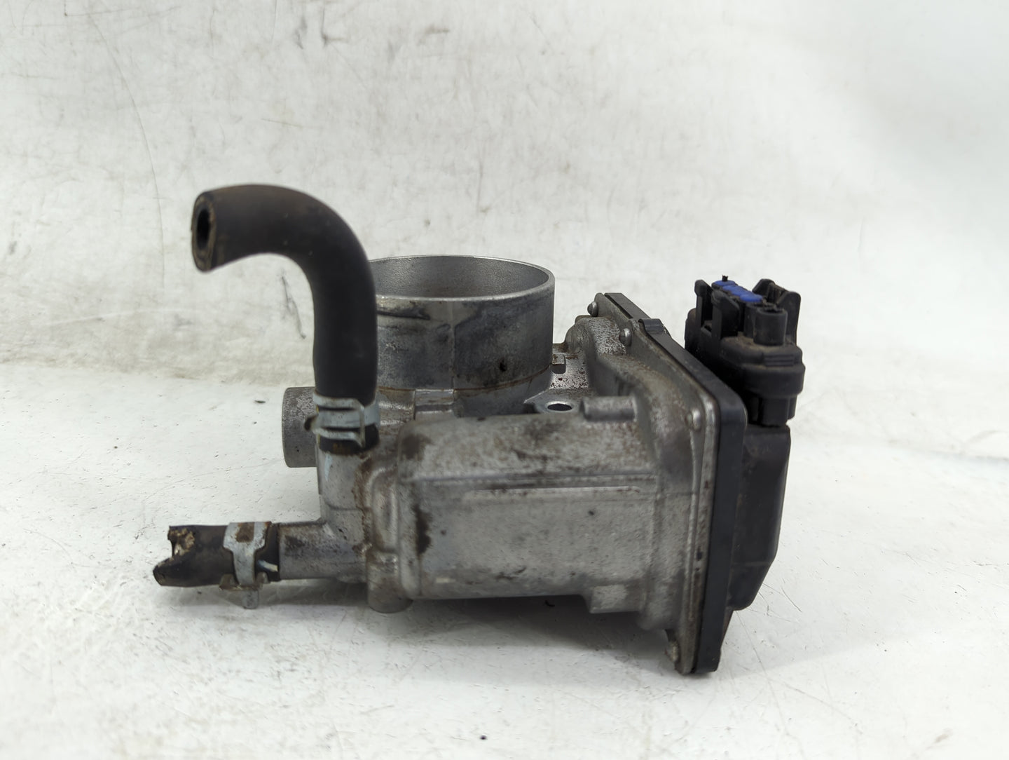 2012 Suzuki Vitara Throttle Body Fits Fits 2009 2010 2011 2013 OEM Used Auto Parts - Oemusedautoparts1.com