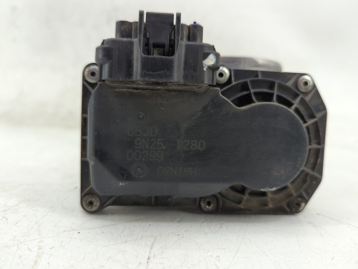 2012 Suzuki Vitara Throttle Body Fits Fits 2009 2010 2011 2013 OEM Used Auto Parts - Oemusedautoparts1.com