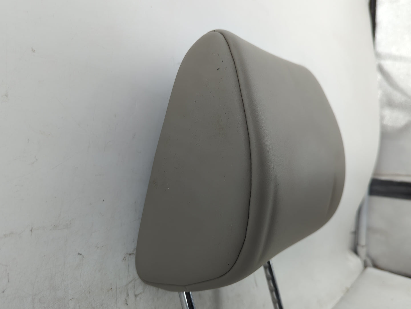 Suzuki Vitara Headrest Head Rest Front Driver Passenger Seat Beige - Oemusedautoparts1.com