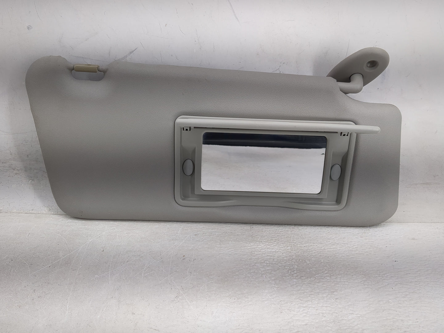 2012 Suzuki Vitara Sun Visor Shade Replacement Driver Left Mirror Fits Fits 2010 2011 2013 OEM Used Auto Parts - Oemusedauto