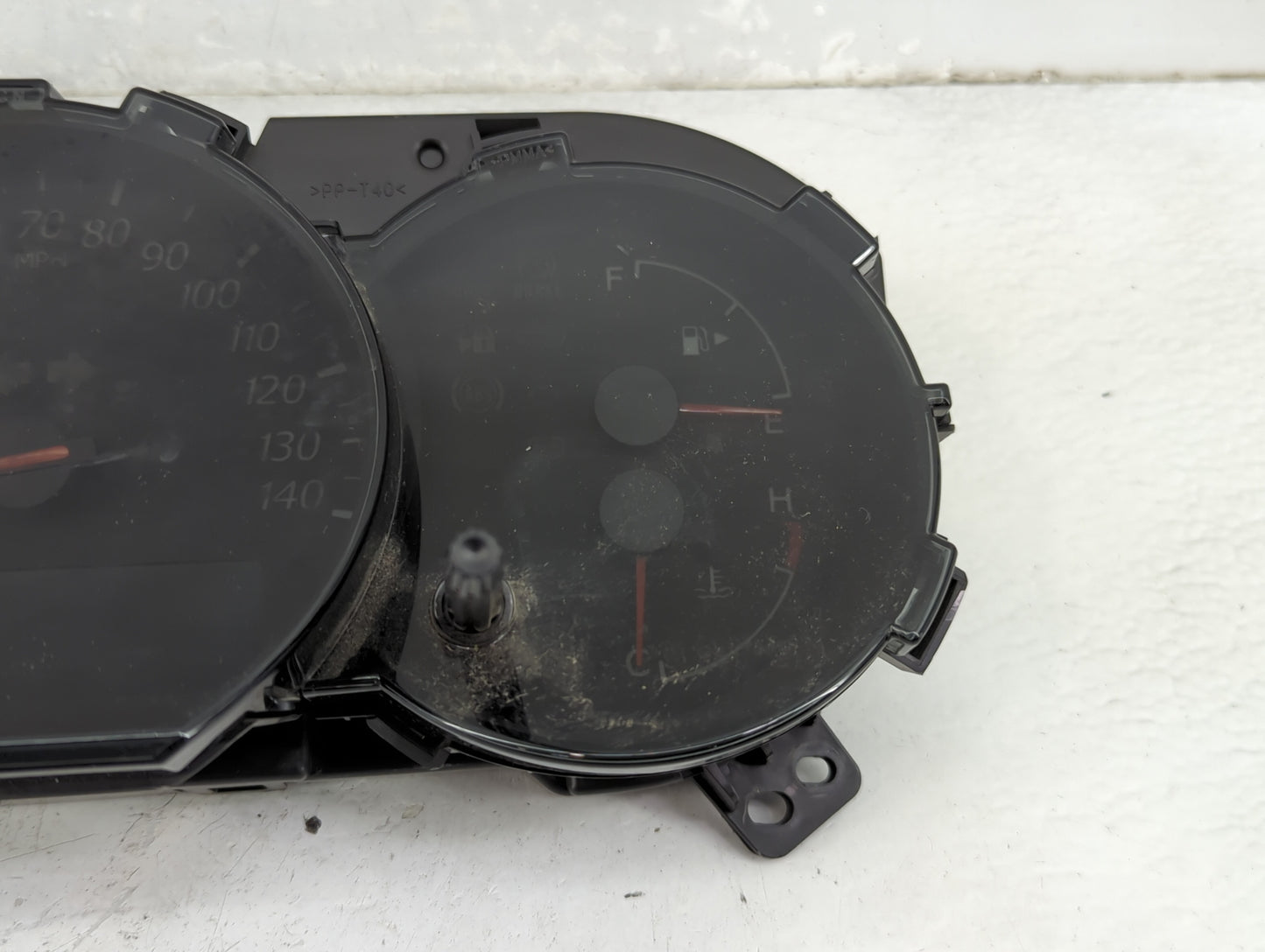 2012 Suzuki Vitara Instrument Cluster Speedometer Gauges P/N:34110-78KA0 34110-79K2, A2C31555100-01 Miles: Fits OEM Used Aut