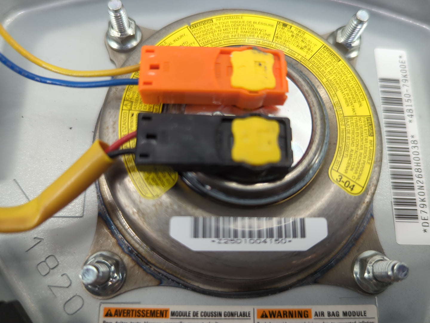 2012 Suzuki Vitara Air Bag Driver Left Steering Wheel Mounted P/N:48150-79K00E Fits Fits 2009 2010 2011 2013 OEM Used Auto P
