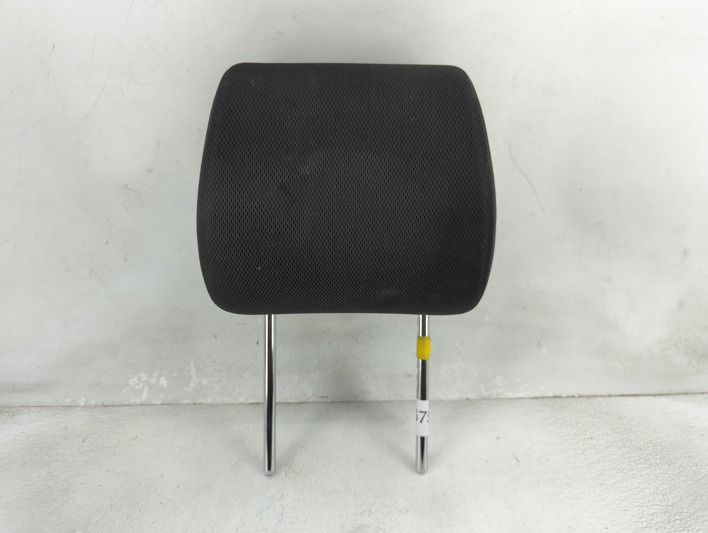 2012 Suzuki Vitara Headrest Head Rest Front Driver Passenger Seat Fits Fits 2009 2010 2011 2013 OEM Used Auto Parts - Oemuse