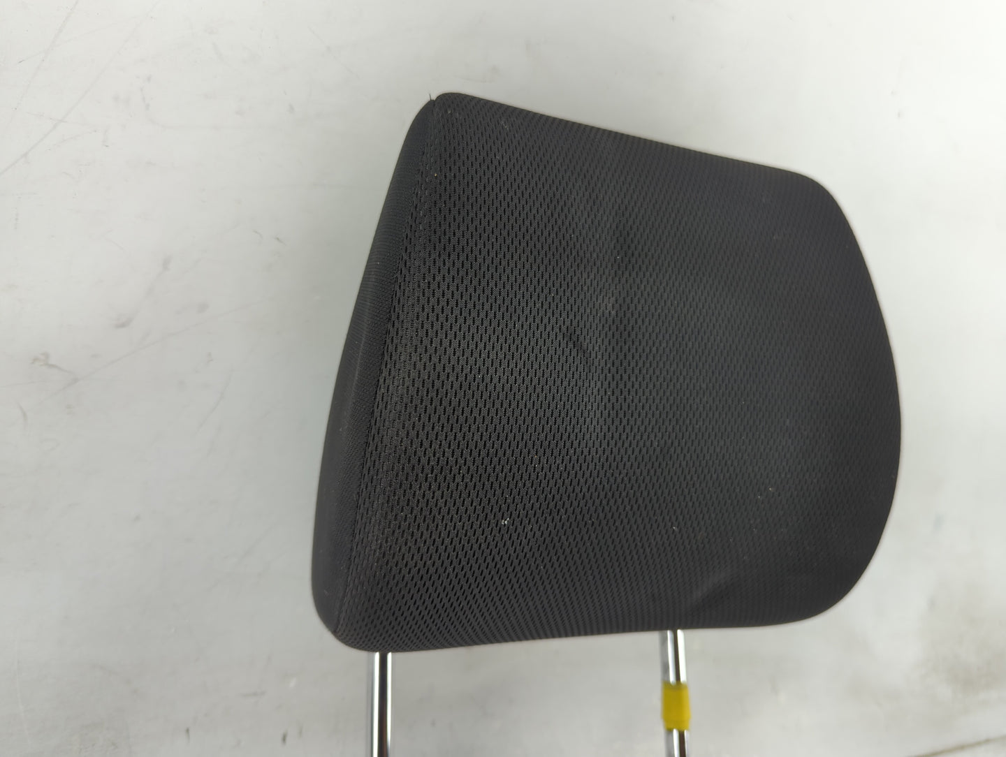 2012 Suzuki Vitara Headrest Head Rest Front Driver Passenger Seat Fits Fits 2009 2010 2011 2013 OEM Used Auto Parts - Oemuse
