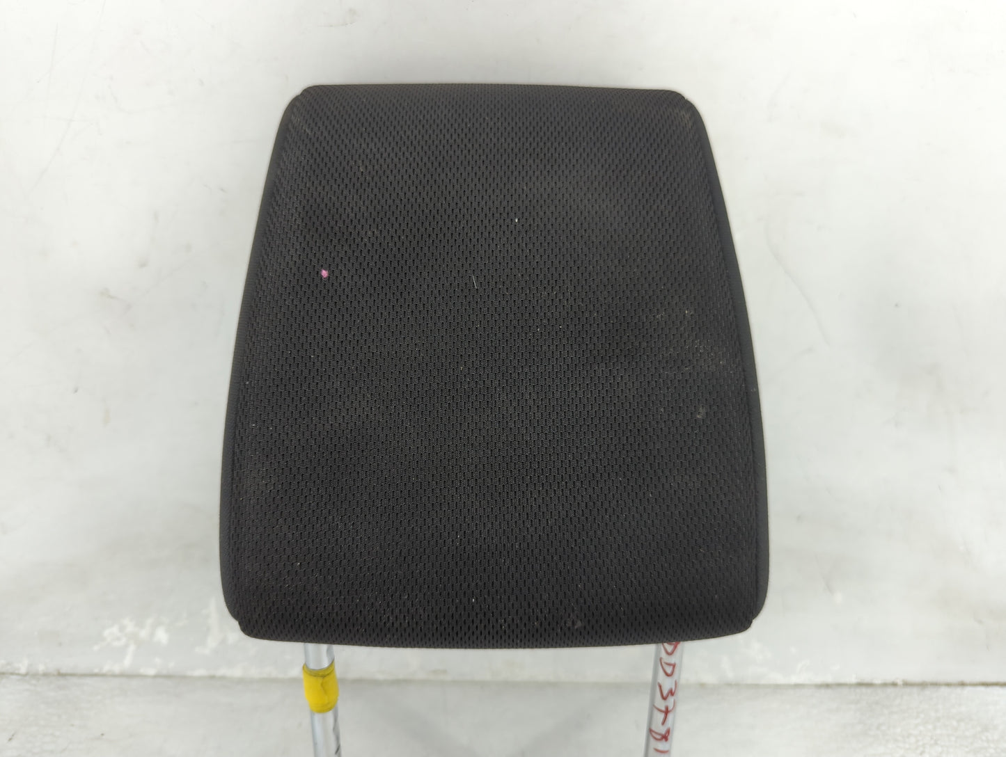 2012 Suzuki Vitara Headrest Head Rest Front Driver Passenger Seat Fits Fits 2009 2010 2011 2013 OEM Used Auto Parts - Oemuse