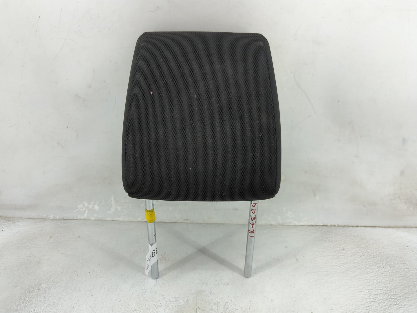2012 Suzuki Vitara Headrest Head Rest Front Driver Passenger Seat Fits Fits 2009 2010 2011 2013 OEM Used Auto Parts - Oemuse