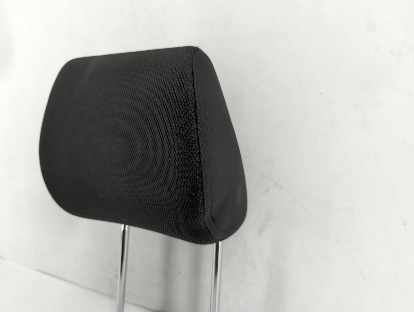2012 Suzuki Vitara Headrest Head Rest Front Driver Passenger Seat Fits Fits 2009 2010 2011 2013 OEM Used Auto Parts - Oemuse