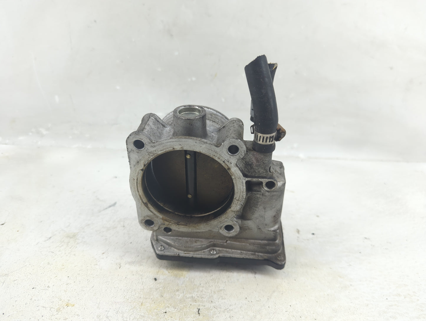 2005-2018 Toyota Avalon Throttle Body P/N:22030-0P050 Fits OEM Used Auto Parts - Oemusedautoparts1.com