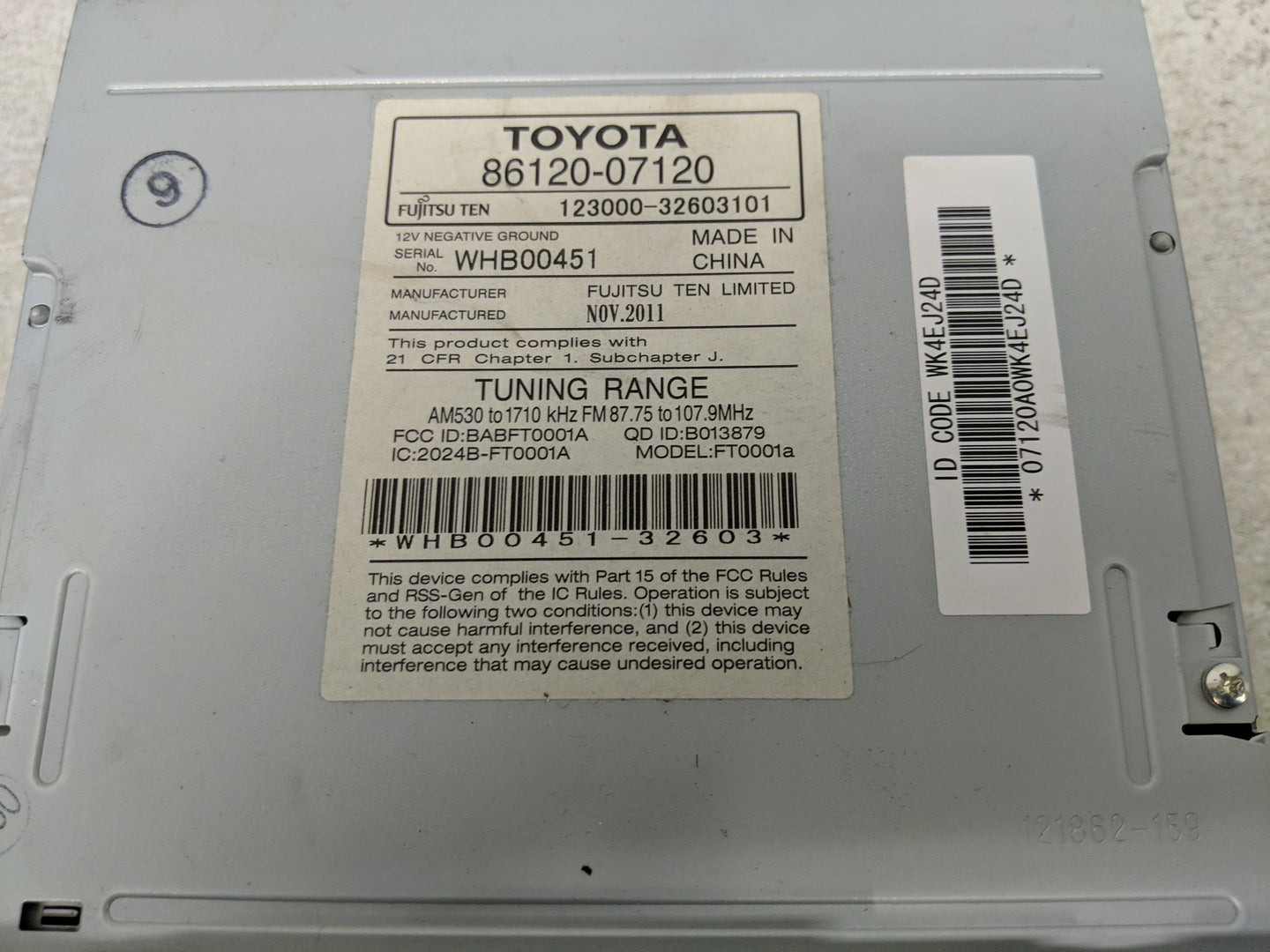 2011-2012 Toyota Avalon Radio AM FM Cd Player Receiver Replacement P/N:86120-07120 Fits Fits 2011 2012 OEM Used Auto Parts -
