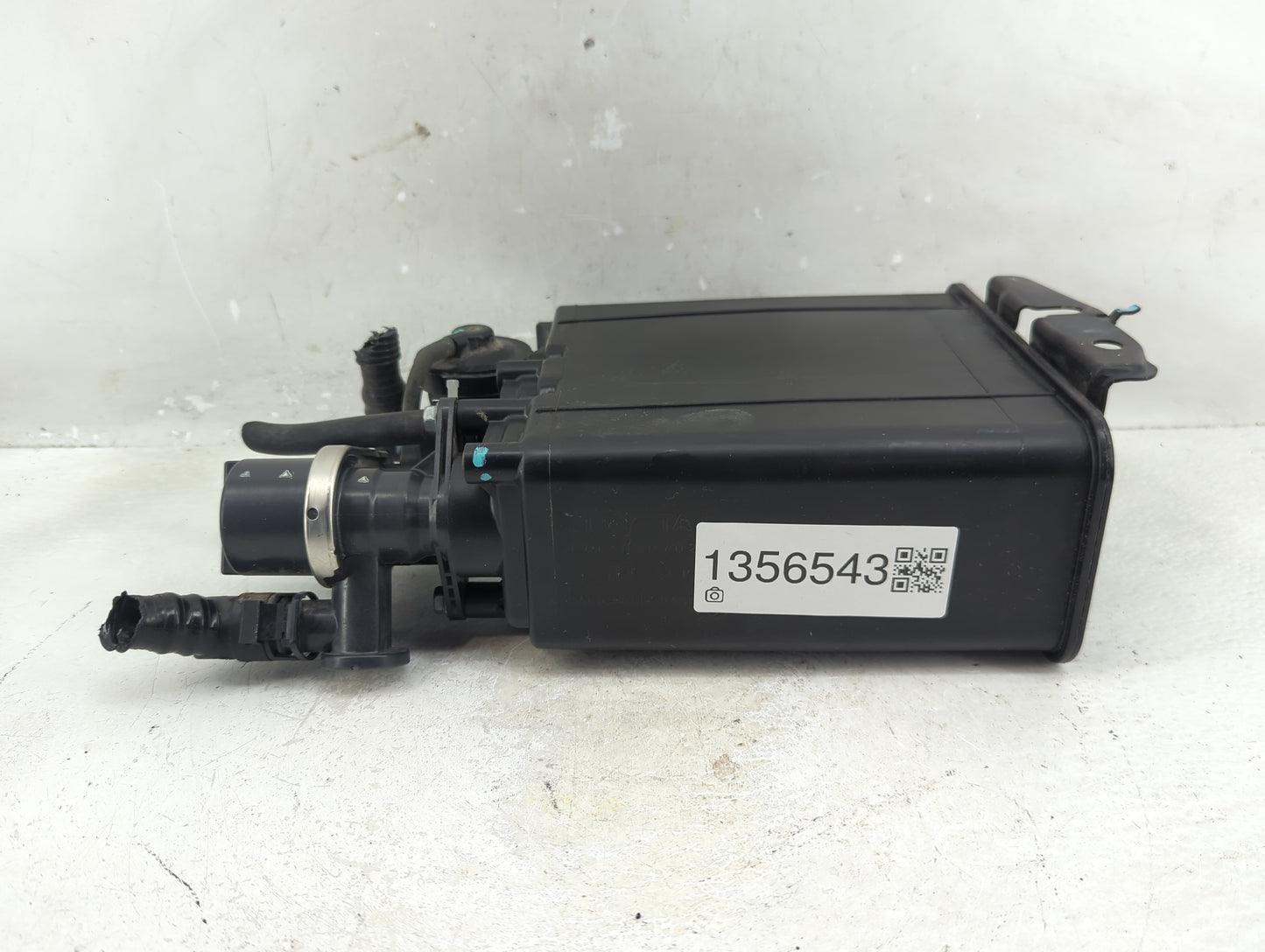 2012 Toyota Avalon Fuel Vapor Charcoal Canister - Oemusedautoparts1.com