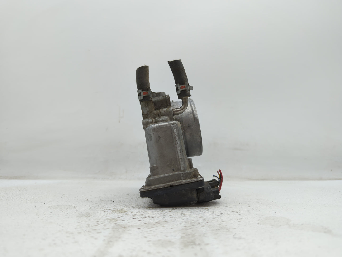 2005-2018 Toyota Avalon Throttle Body P/N:22030-0P050 22030-31030 Fits OEM Used Auto Parts - Oemusedautoparts1.com