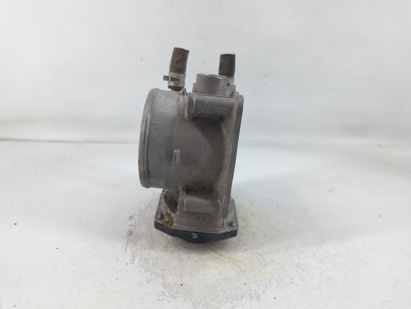 2005-2018 Toyota Avalon Throttle Body P/N:22030-0P050 Fits OEM Used Auto Parts - Oemusedautoparts1.com