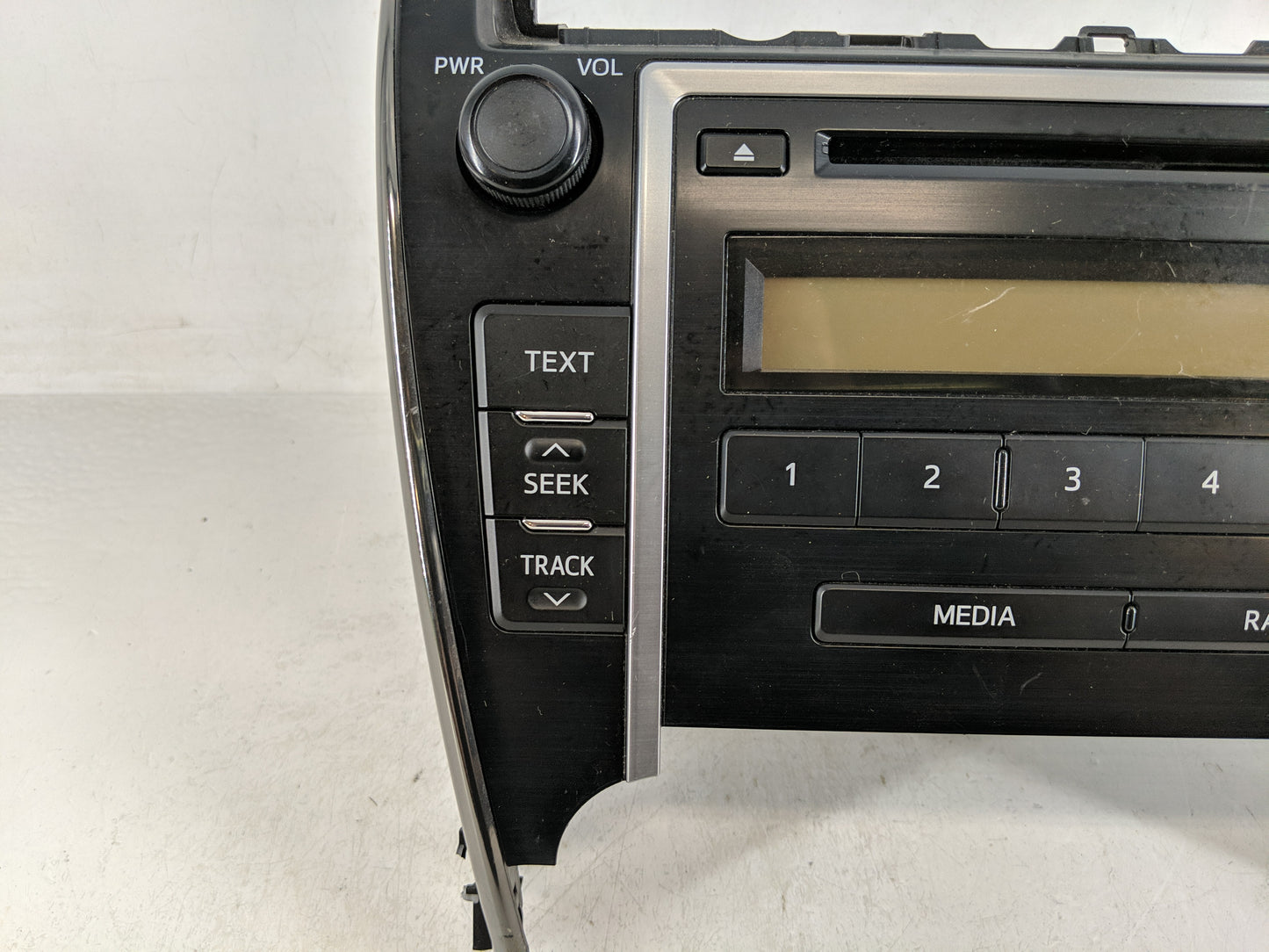 2012-2013 Toyota Camry Radio AM FM Cd Player Receiver Replacement P/N:86120-06340 Fits Fits 2012 2013 OEM Used Auto Parts - 