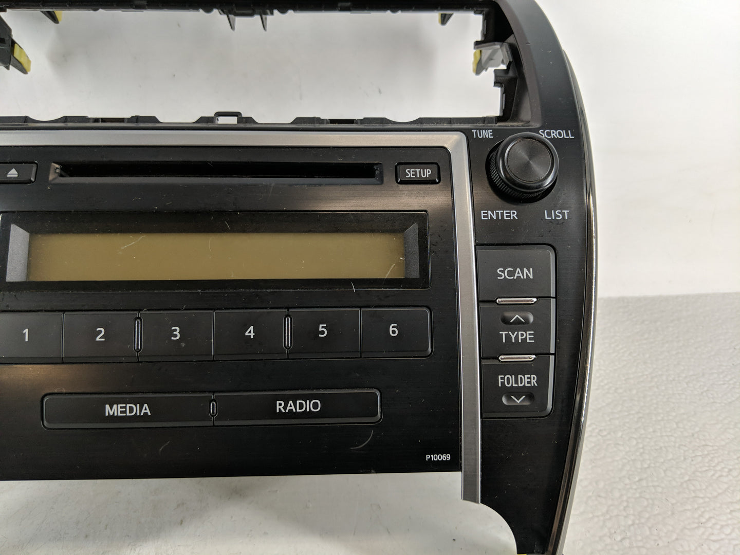 2012-2013 Toyota Camry Radio AM FM Cd Player Receiver Replacement P/N:86120-06340 Fits Fits 2012 2013 OEM Used Auto Parts - 