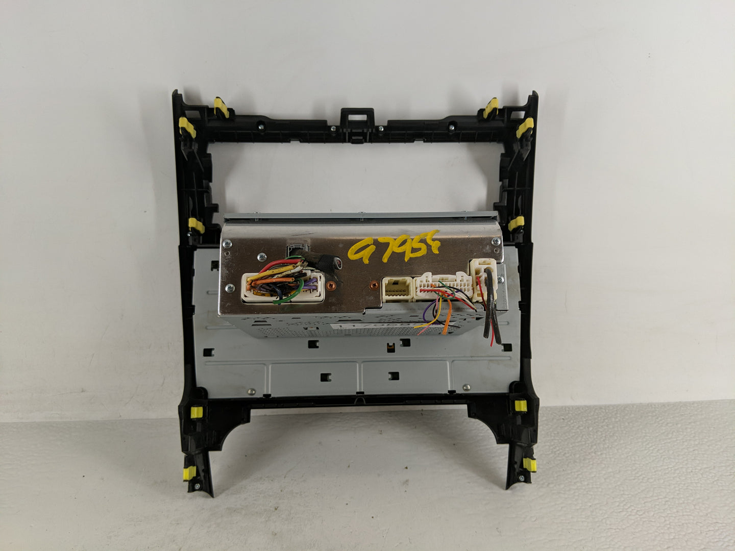 2012-2013 Toyota Camry Radio AM FM Cd Player Receiver Replacement P/N:86120-06340 Fits Fits 2012 2013 OEM Used Auto Parts - 