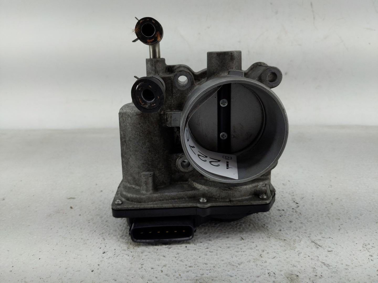 2012-2017 Toyota Camry Throttle Body P/N:22030-36020 Fits Fits 2012 2013 2014 2015 2016 2017 2018 2019 2020 2021 OEM Used Au