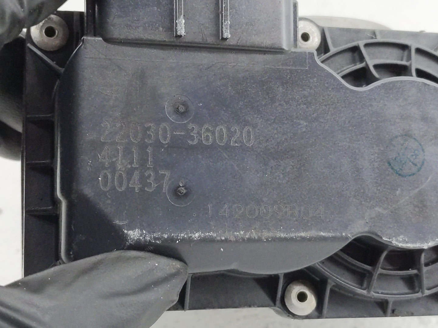 2012-2017 Toyota Camry Throttle Body P/N:22030-36020 Fits Fits 2012 2013 2014 2015 2016 2017 2018 2019 2020 2021 OEM Used Au