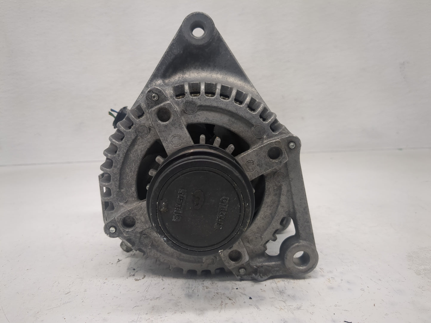 2012-2014 Toyota Camry Alternator Replacement Generator Charging Assembly Engine OEM P/N:210-1155 Fits OEM Used Auto Parts -