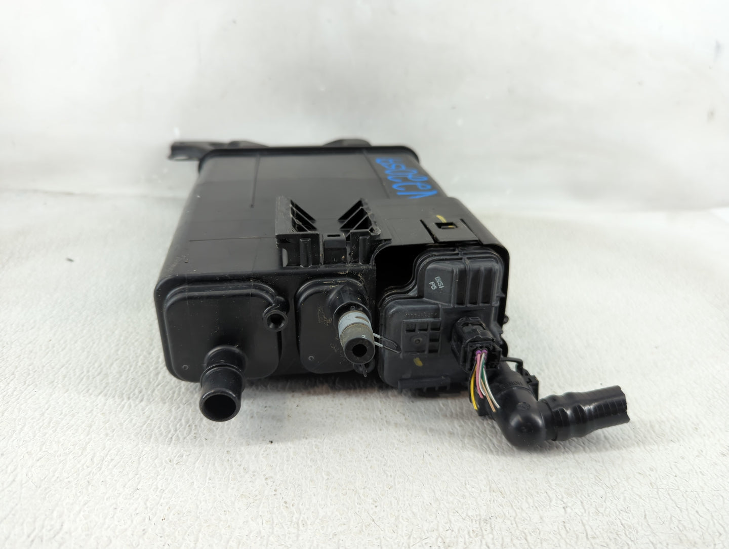 2012 Toyota Camry Fuel Vapor Charcoal Canister - Oemusedautoparts1.com
