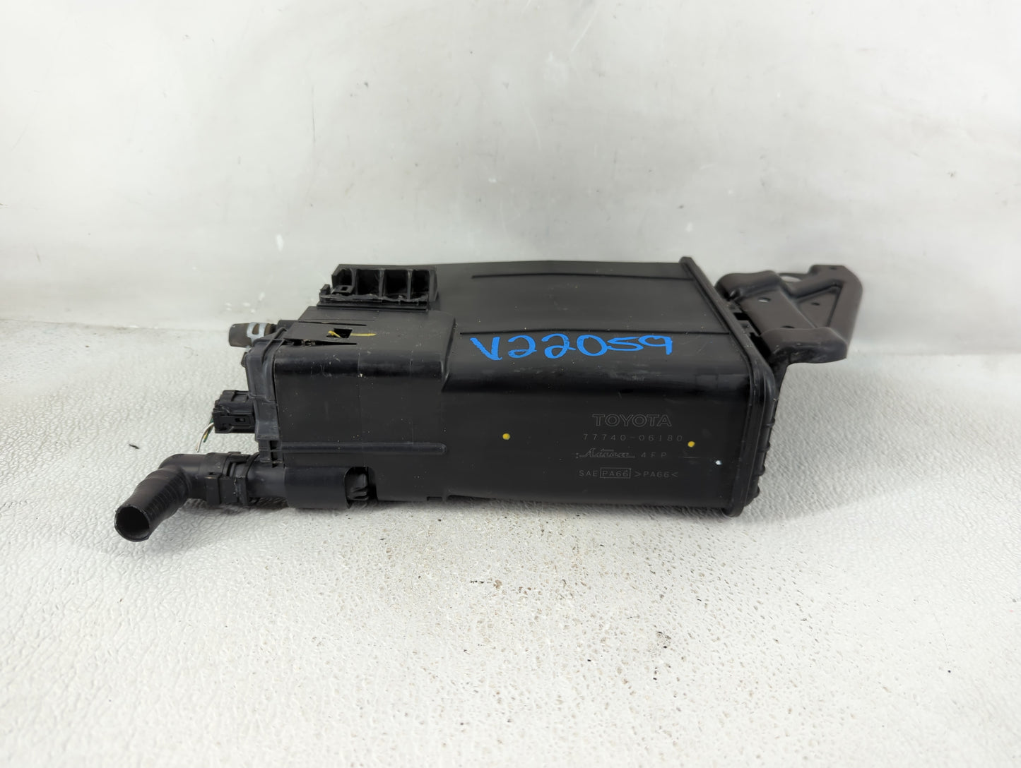 2012 Toyota Camry Fuel Vapor Charcoal Canister - Oemusedautoparts1.com