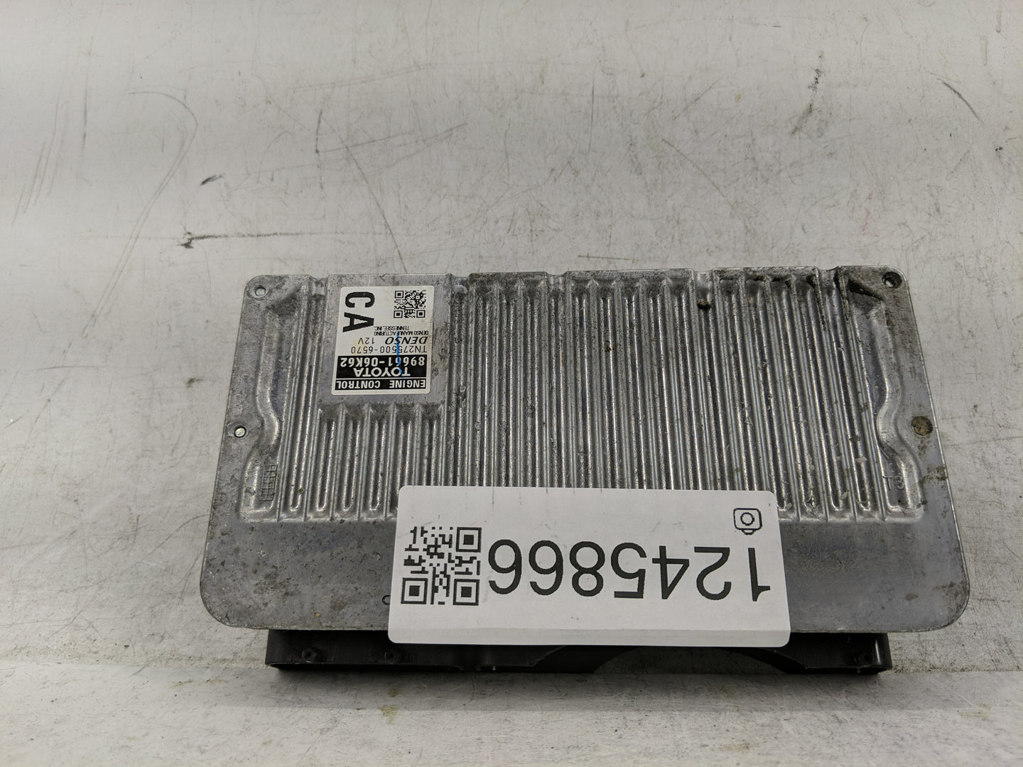 2012-2014 Toyota Camry PCM Engine Control Computer ECU ECM PCU OEM P/N:89661-06K62 Fits Fits 2012 2013 2014 OEM Used Auto Pa