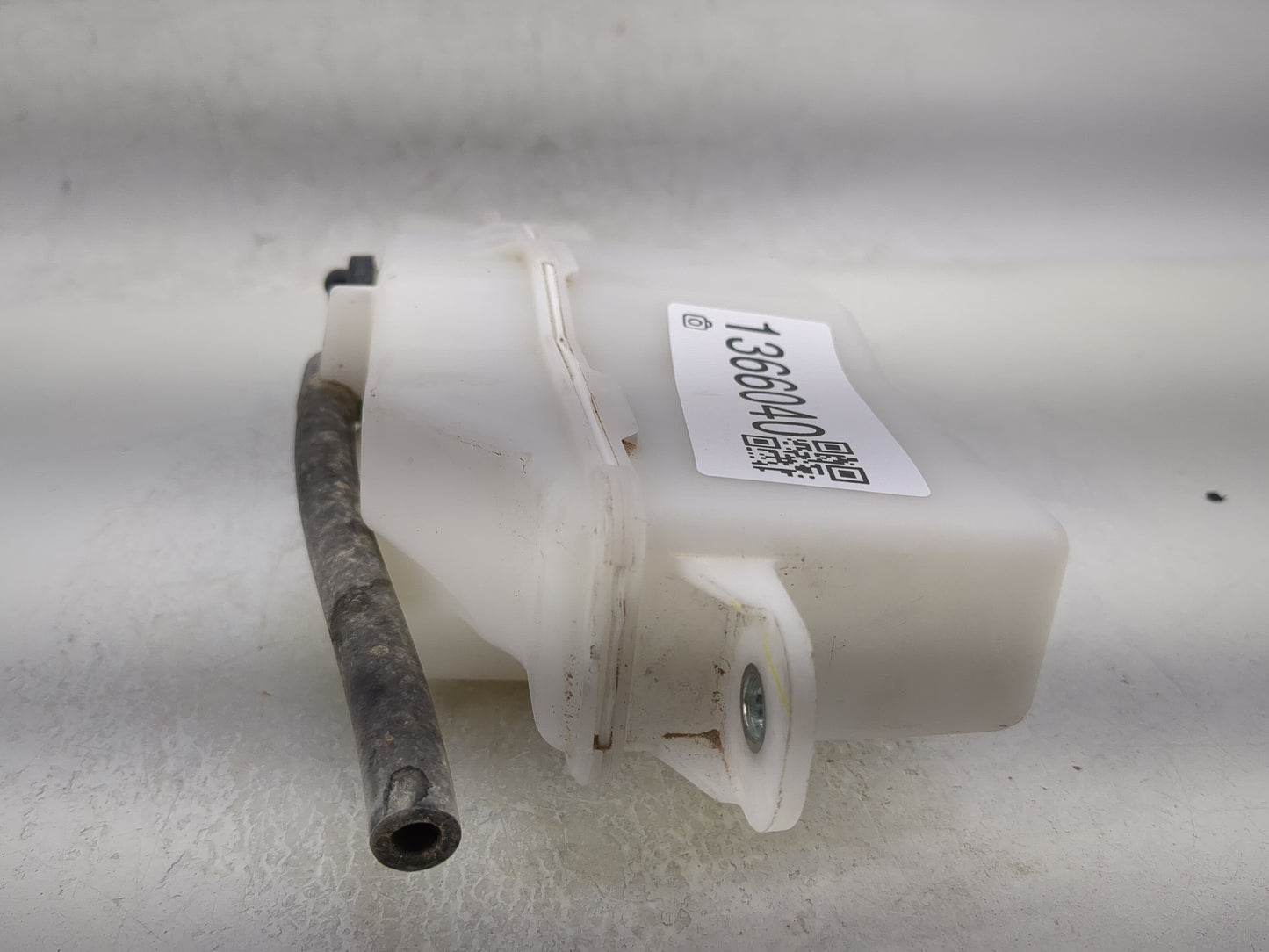 2012-2017 Toyota Camry Radiator Coolant Overflow Expansion Tank Bottle 1366040 - Oemusedautoparts1.com