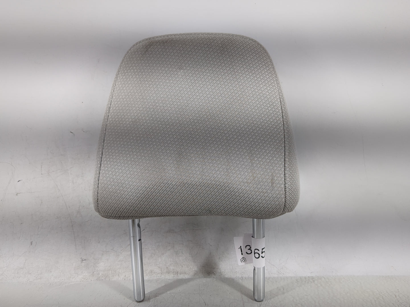 2012-2017 Toyota Camry Headrest Head Rest Front Driver Passenger Seat Fits Fits 2012 2013 2014 2015 2016 2017 OEM Used Auto 