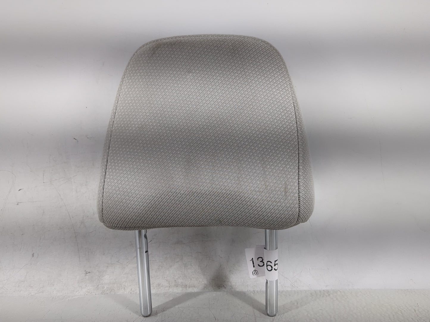 2012-2017 Toyota Camry Headrest Head Rest Front Driver Passenger Seat Fits Fits 2012 2013 2014 2015 2016 2017 OEM Used Auto 