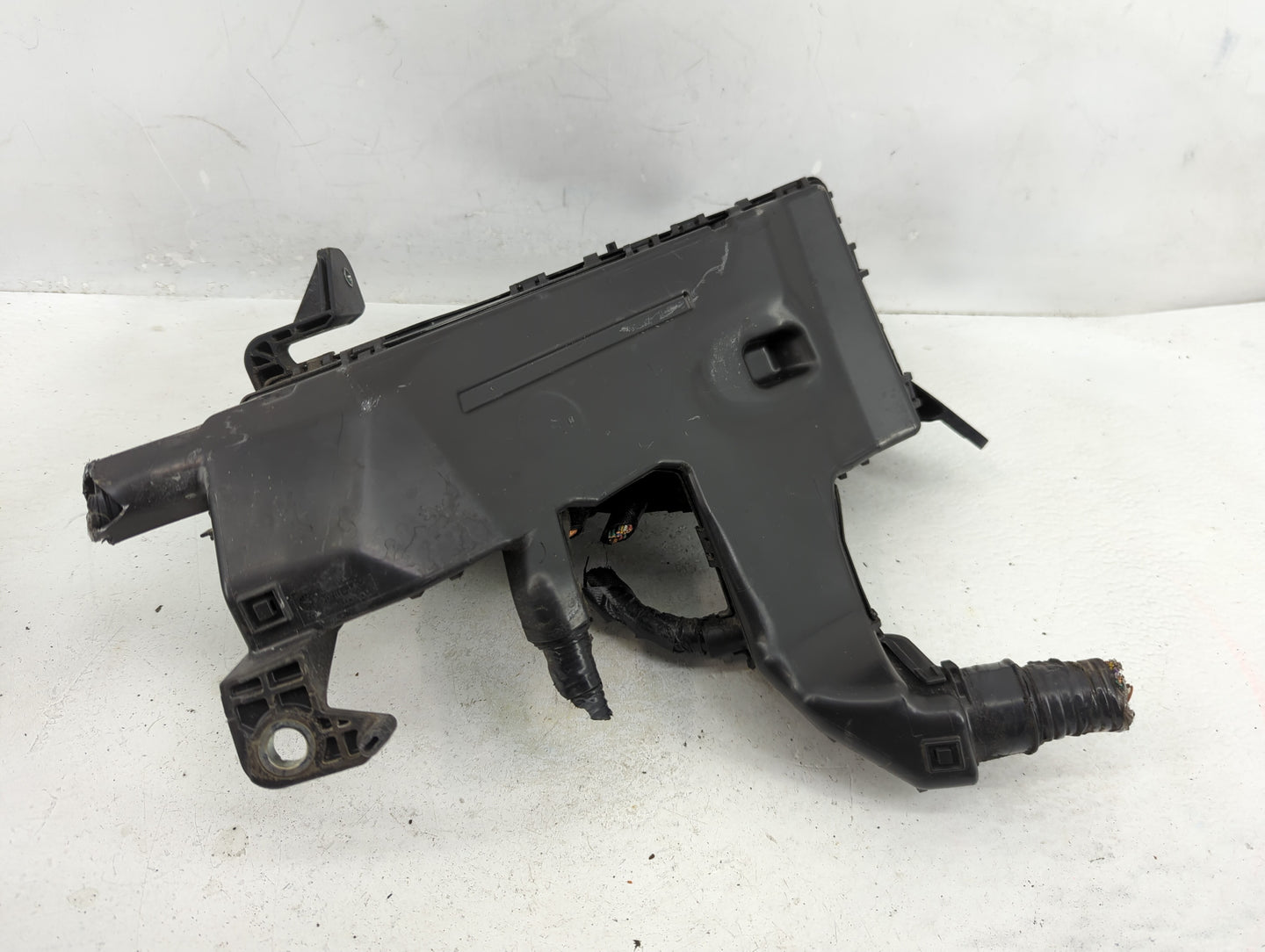 2012-2017 Toyota Camry Fusebox Fuse Box Panel Relay Module P/N:82662-06190 82662-33370 Fits Fits 2012 2013 2014 2015 2016 20