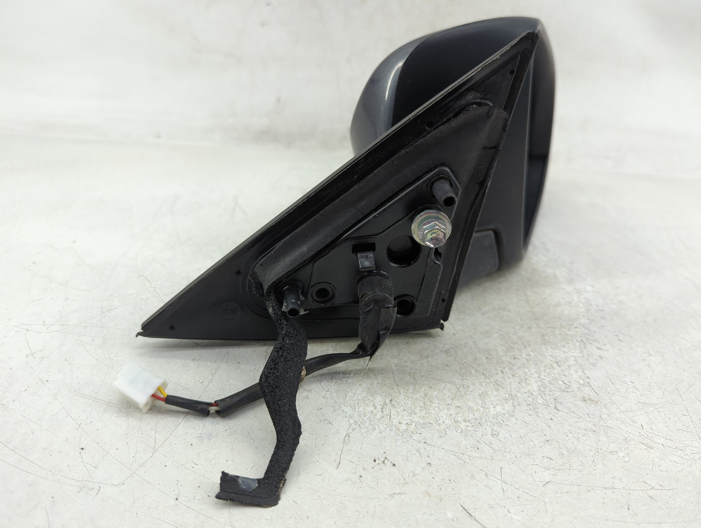 2012-2014 Toyota Camry Passenger Side View Mirror - Right Door Mirror OEM Used - Oemusedautoparts1.com