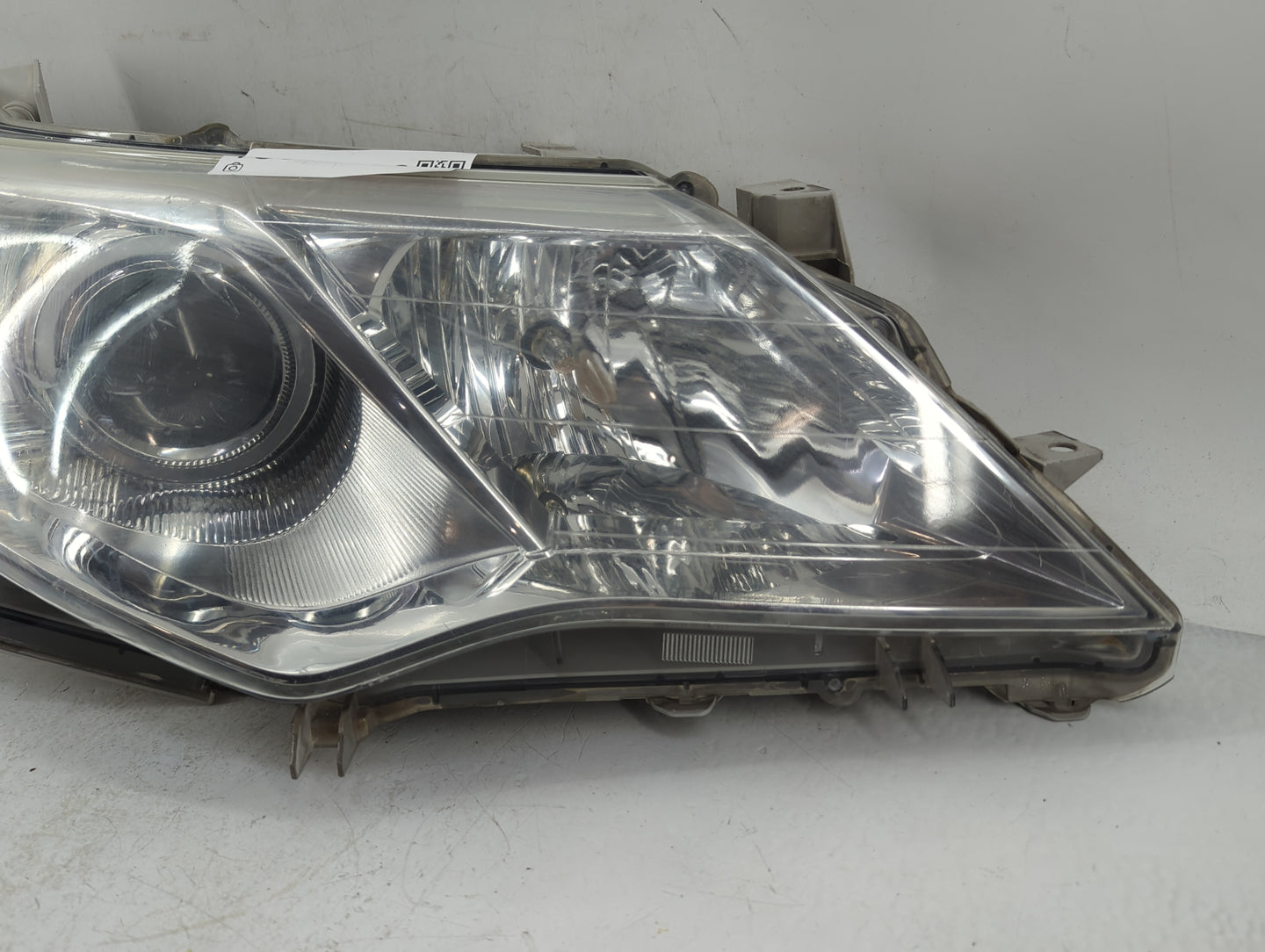 2012-2014 Toyota Camry Passenger Right Oem Head Light Headlight Lamp - Oemusedautoparts1.com