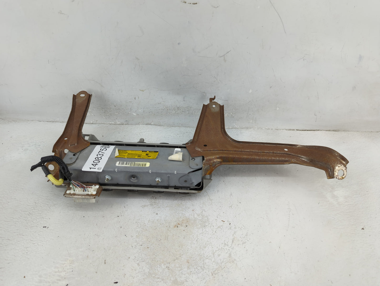 2012-2017 Toyota Camry Air Bag Driver Left Knee OEM Fits Fits 2012 2013 2014 2015 2016 2017 OEM Used Auto Parts - Oemusedaut