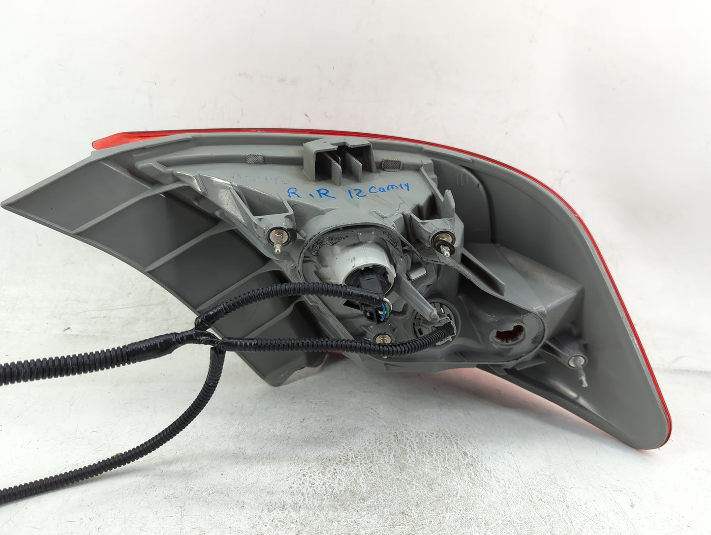 2012-2014 Toyota Camry Tail Light Assembly Passenger Right OEM Fits Fits 2012 2013 2014 OEM Used Auto Parts - Oemusedautopar