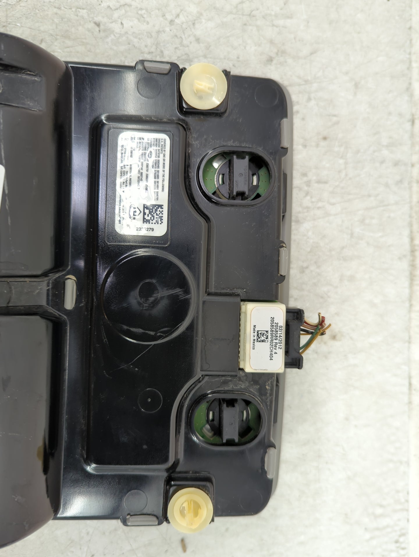 2012 Toyota Camry Overhead Roof Console - Oemusedautoparts1.com