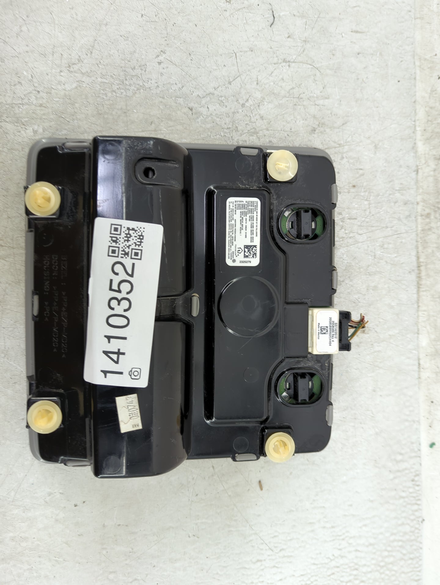 2012 Toyota Camry Overhead Roof Console - Oemusedautoparts1.com