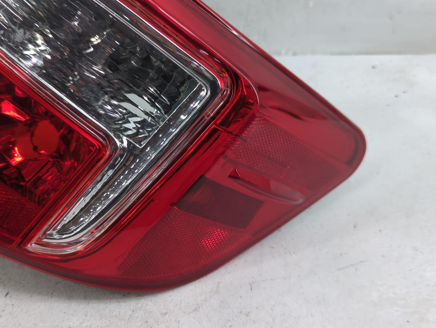 2012-2014 Toyota Camry Tail Light Assembly Passenger Right OEM P/N:TY1184-B000R Fits Fits 2012 2013 2014 OEM Used Auto Parts