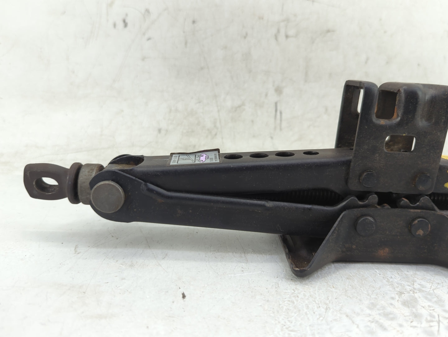 2012 Toyota Camry Spare Scissor Car Jack - Oemusedautoparts1.com