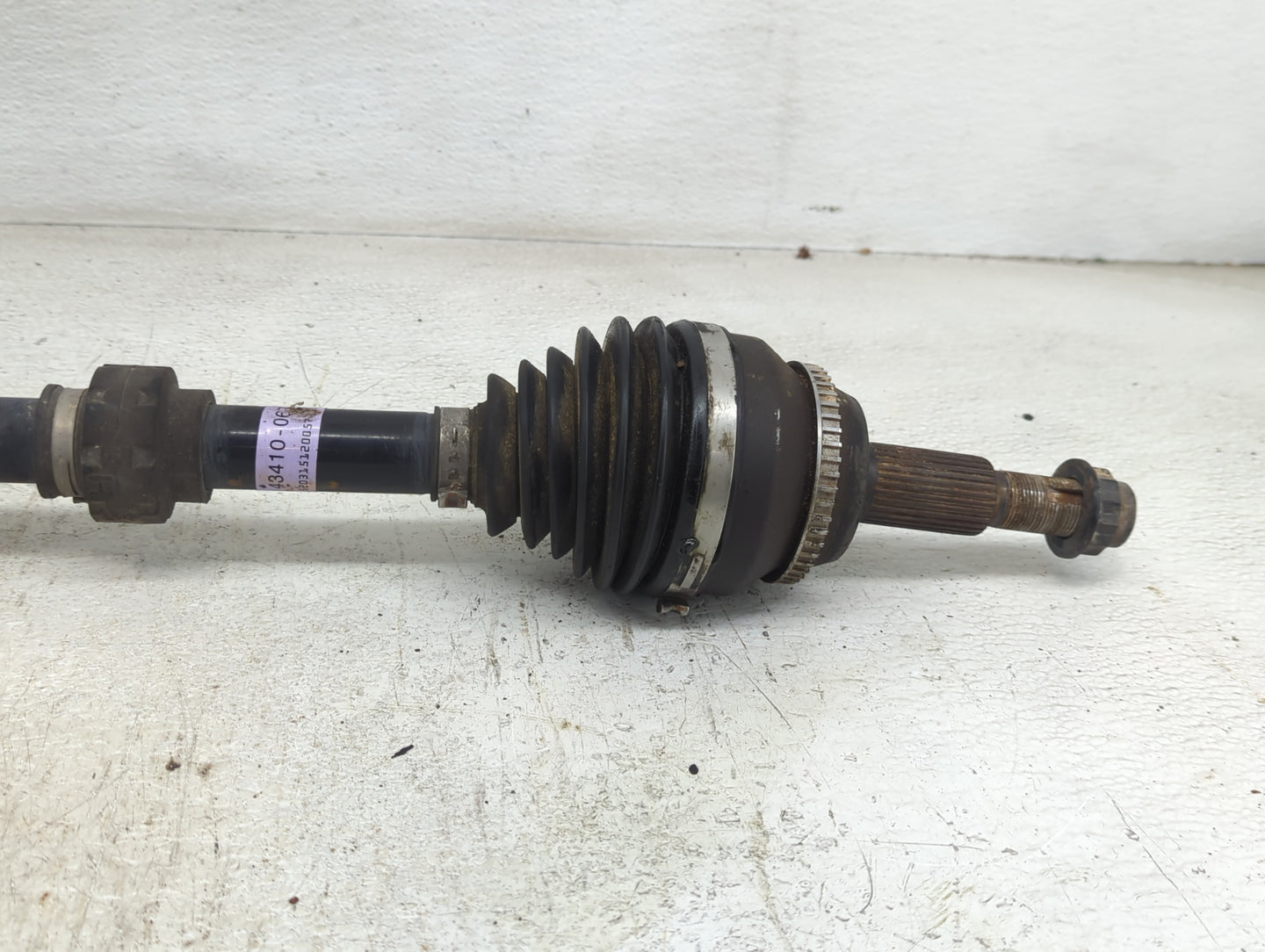 2012-2017 Toyota Camry Axle Shaft Front Passenger Cv C/v - Oemusedautoparts1.com