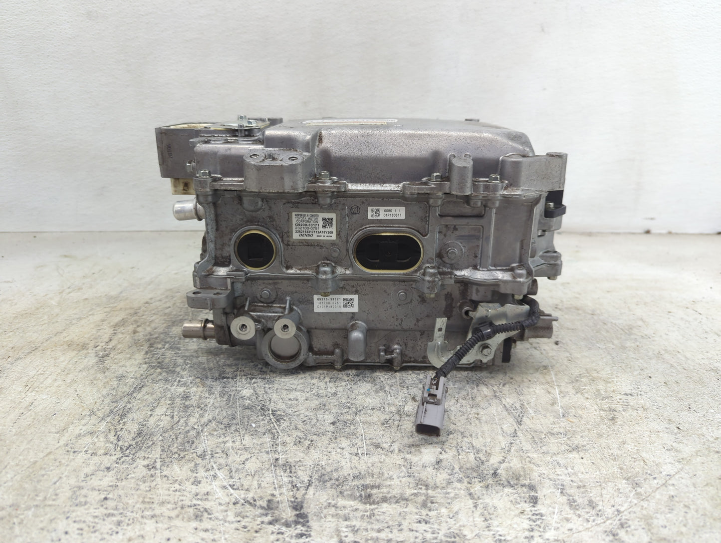 2012 Camry Ac Dc Power Control Module Accessory Computer Power Inverter - Oemusedautoparts1.com
