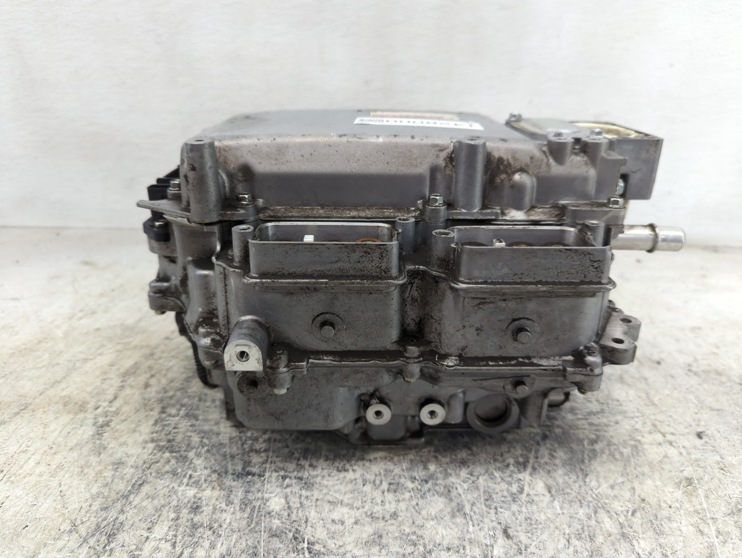 2012 Camry Ac Dc Power Control Module Accessory Computer Power Inverter - Oemusedautoparts1.com