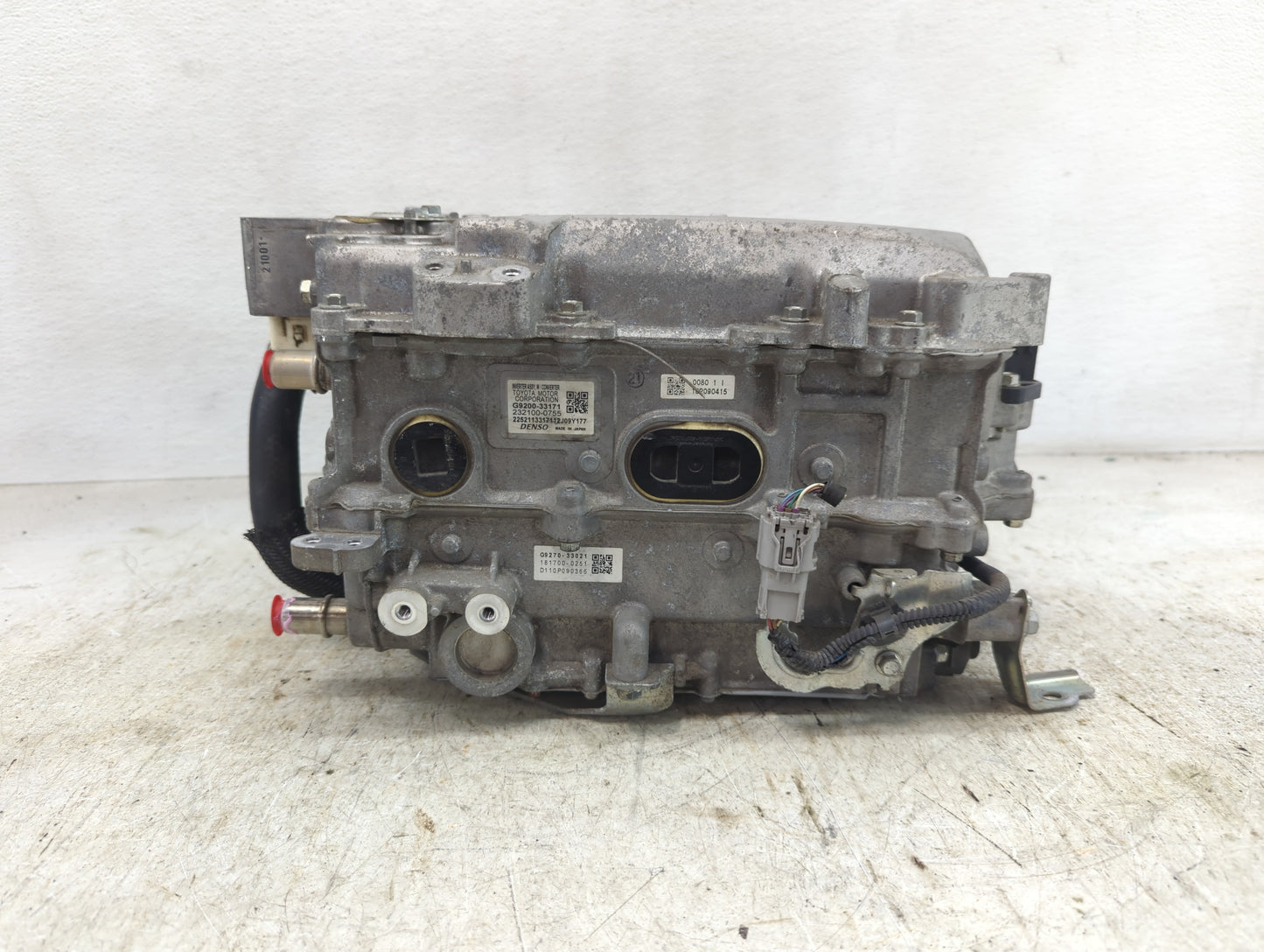 2012 Camry Ac Dc Power Control Module Accessory Computer Power Inverter - Oemusedautoparts1.com