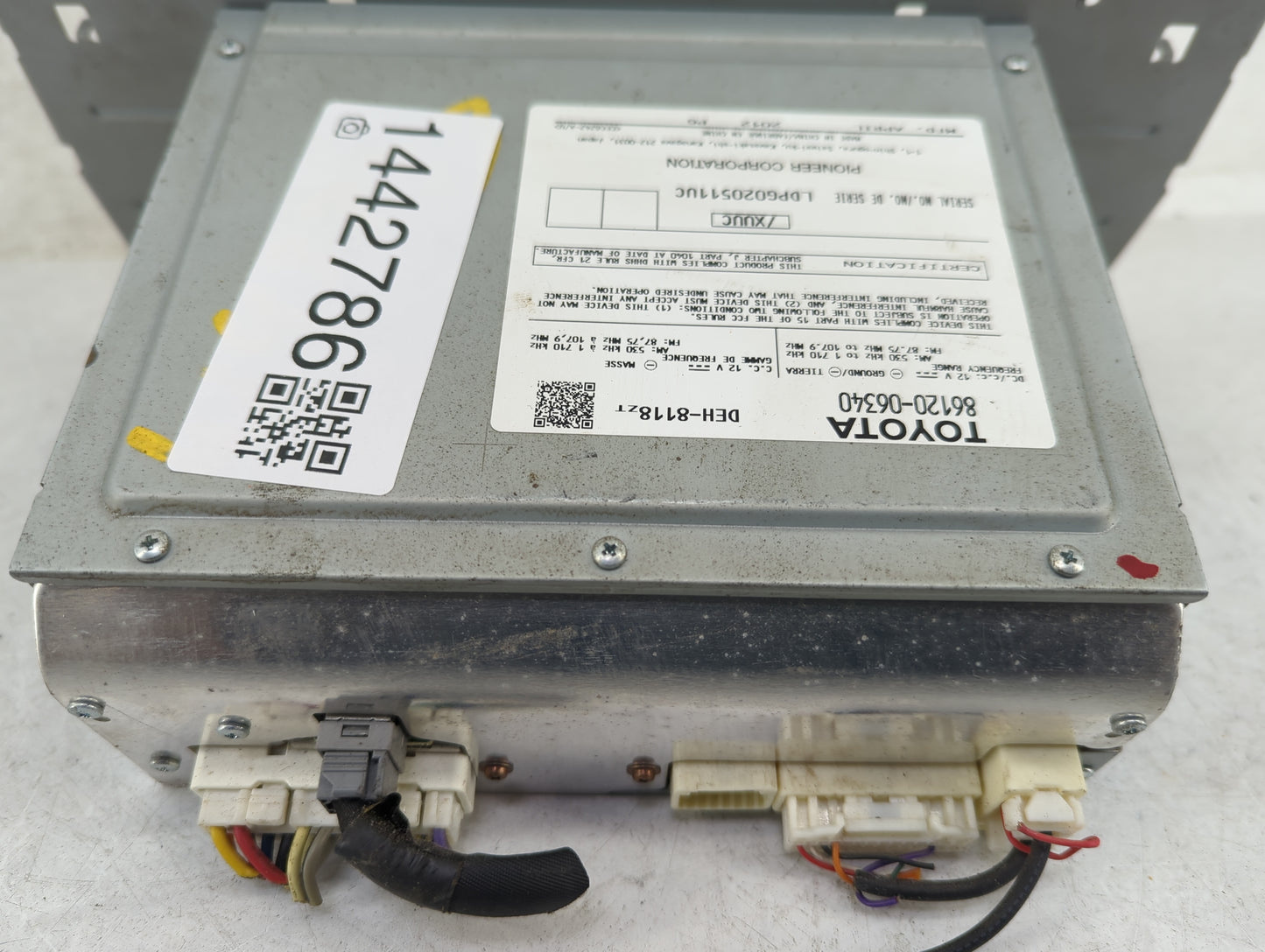 2012-2013 Toyota Camry Radio AM FM Cd Player Receiver Replacement P/N:86120-06340 DEH-8118ZT Fits Fits 2012 2013 OEM Used Au