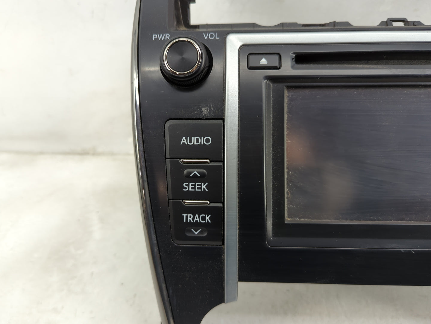 2012 Toyota Camry Radio AM FM Cd Player Receiver Replacement P/N:86140-06010 CV-VS81E14D Fits OEM Used Auto Parts - Oemuseda