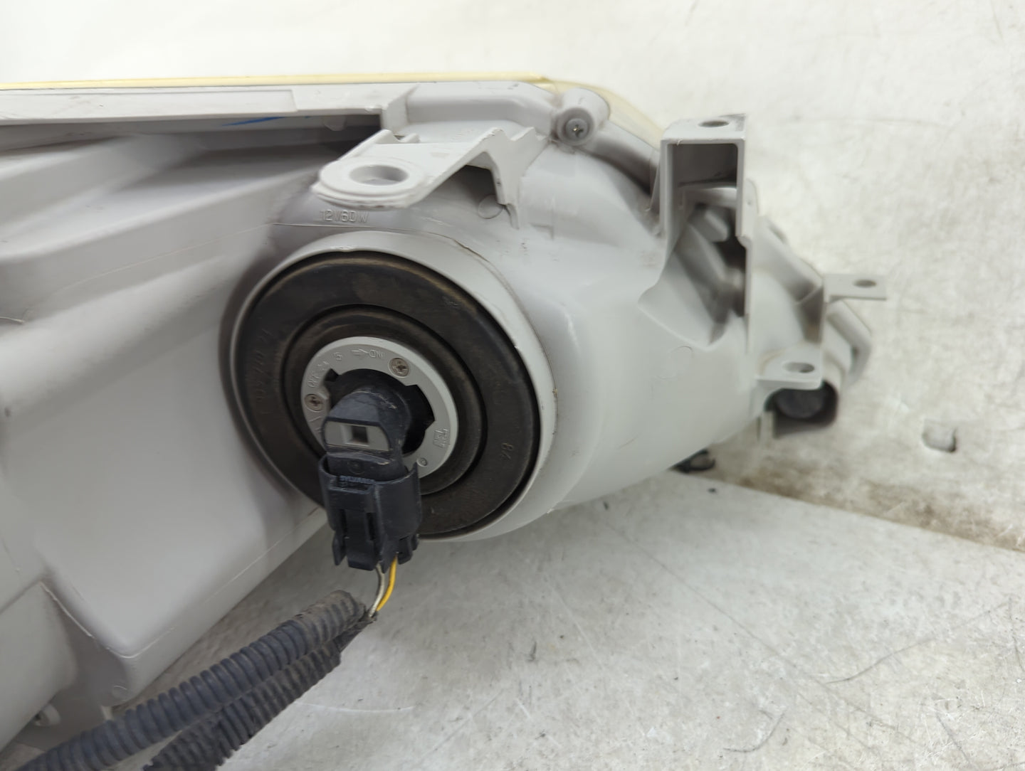 2012-2014 Toyota Camry Passenger Right Oem Head Light Headlight Lamp - Oemusedautoparts1.com