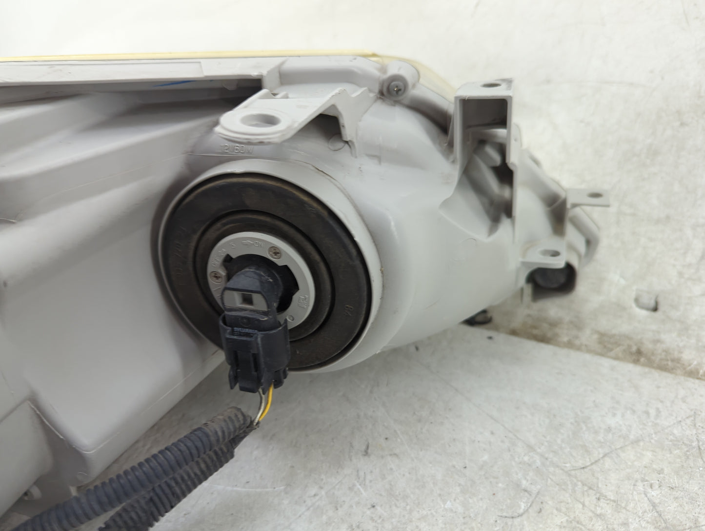 2012-2014 Toyota Camry Passenger Right Oem Head Light Headlight Lamp - Oemusedautoparts1.com